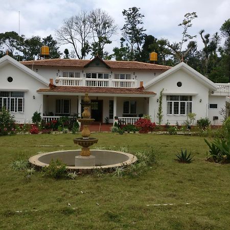 Robin Woods Homestay Sakleshpur Bagian luar foto