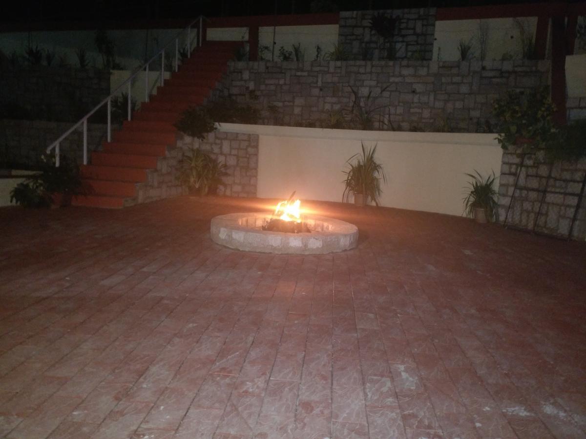 Robin Woods Homestay Sakleshpur Bagian luar foto